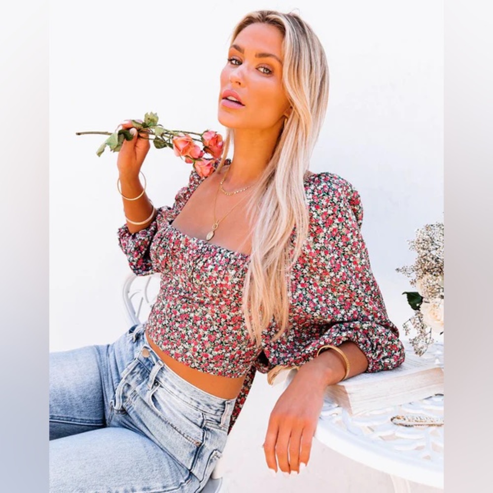 NWOT Floral Puff Sleeve Bustier Crop Top